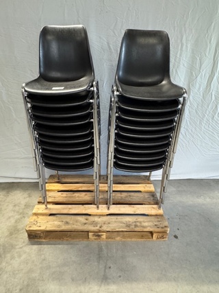 Ca. 20x Kantinestoel Berico Plast, Helene 1004/a, zwart